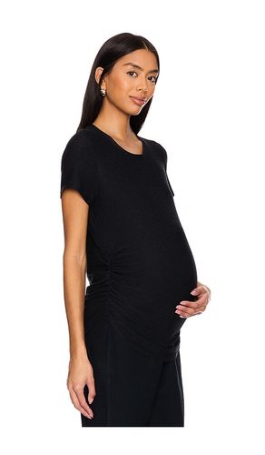 Featherweight One & Only Maternity Tee in Black. - size L (also in M, S, XL, XS) - Beyond Yoga - Modalova