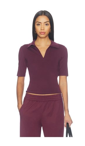 Sport Active V-neck Polo Top in . Größe L. Also in M, S, XS - Beyond Yoga - Modalova