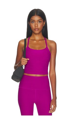 Spacedye Slim Racerback Cropped Tank Top in Fuchsia. - size M (also in S, XS) - Beyond Yoga - Modalova