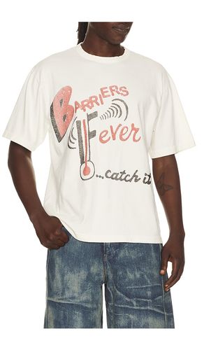 SHIRT in . Größe S. Also in M, L, XL/1X - Barriers Worldwide - Modalova
