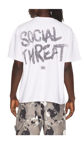 Social Threat Tee in . Size S. Also in M, L, XL/1X - Barriers Worldwide - Modalova