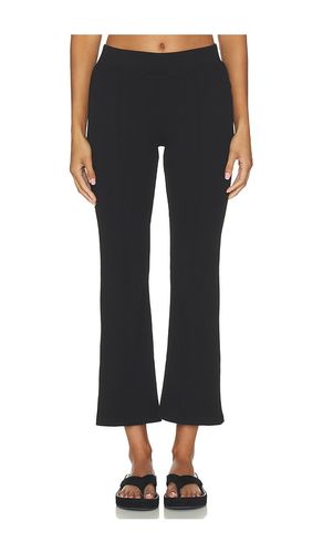 Seamed Cropped Flare. Size L. Also in M, S, XL - Bobi - Modalova