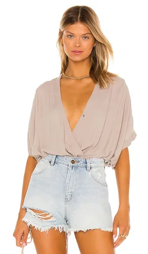 Beach Crepe Top in . Size M. Also in S, XL, XS - Bobi - Modalova