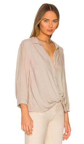 T-SHIRT MIT KNOPFLEISTE in . Größe L. Also in M, S, XS - Bobi - Modalova