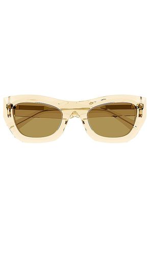 Edgy Cat Eye Sunglasses in Yellow - Bottega Veneta - Modalova