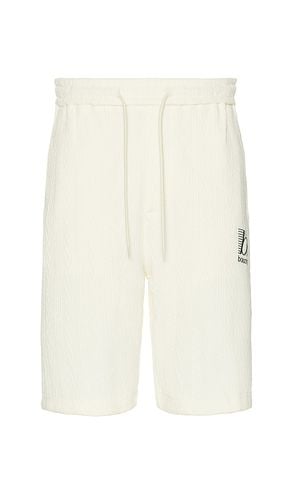 Textured Shorts in Cream. - size L (also in M, S, XL/1X) - Bound - Modalova