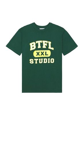 Gym Tee in Green. - size L (also in M) - BTFL STUDIO - Modalova