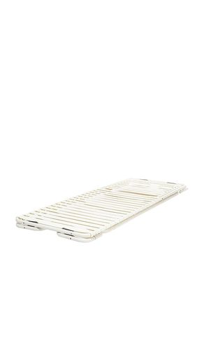 Sunliner Lounger in White - business & pleasure co. - Modalova