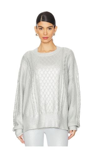 Callie Sweater in Metallic Silver. - size L (also in M, S, XL, XS) - BEACH RIOT - Modalova