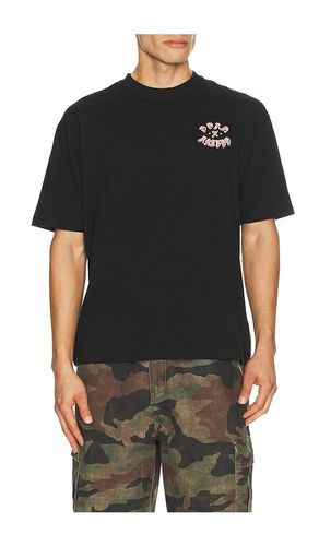 Gothic Rocker Tee in . Taglia L. Also in M, S, XL/1X - Born x Raised - Modalova