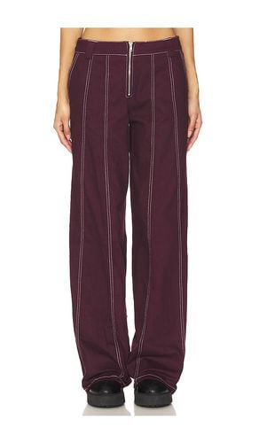 Kourt Pants in Burgundy. - size L (also in M, S, XL, XS) - BY.DYLN - Modalova