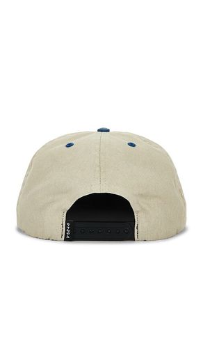 Gas Station 5 Panel Hat in - By Parra - Modalova