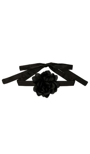 Kylie floral necklace in color black size all in - Black. Size all - Casa Clara - Modalova