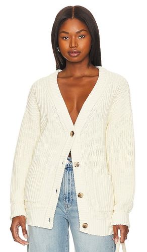 The Cardigan in Cream. - size M (also in L, XL/1X) - Callahan - Modalova