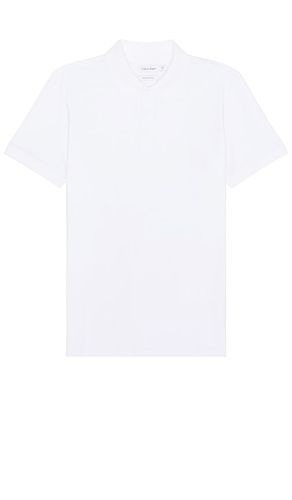 Smooth Classic Solid Polo in White. - size L (also in M, S) - Calvin Klein - Modalova