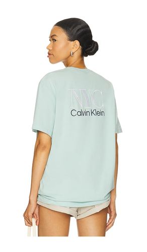Embroidered Nyc Back Crewneck Tee in Mint. - size L (also in M, S, XL/1X) - Calvin Klein - Modalova