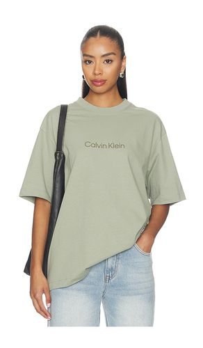 RUNDHALSSHIRT RELAXED in . Größe L. Also in M, S, XL/1X, XS - Calvin Klein - Modalova