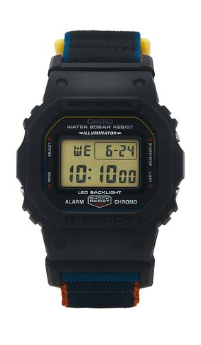 G-Shock UHR DW5600 in Grey - G-Shock - Modalova