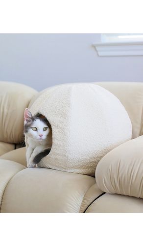 Moon Pet Cave in - Catenary Home - Modalova