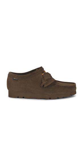 WALLABEE GTX in Green. - size 10 (also in 10.5, 11, 12, 8, 8.5, 9, 9.5) - Clarks - Modalova