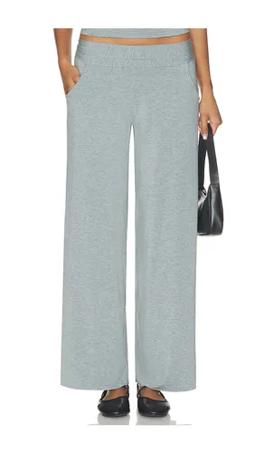 Butter Wide Leg Pant in Grey. - size M (also in S, XS) - Commando - Modalova