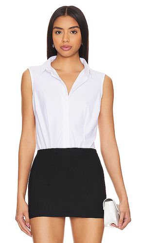 Classic Sleeveless Button Down Bodysuit in . Taglia L - Commando - Modalova