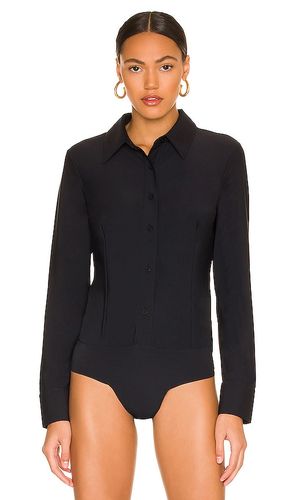 Classic Button Down Bodysuit in . Taglia L. Also in S, XL - Commando - Modalova