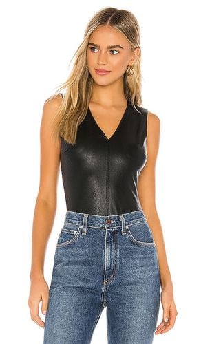 Faux Leather V Neck Bodysuit in . - size L (also in M, S) - Commando - Modalova