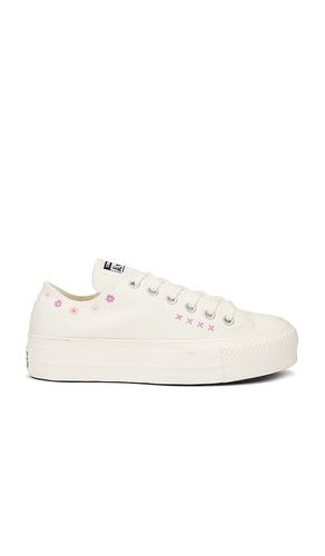 Chuck Taylor All Star Lift Floral Embroidery Low Top Sneaker in White. - size 10 (also in 5.5, 6.5, 7, 7.5, 8, 8.5, 9, 9.5) - Converse - Modalova