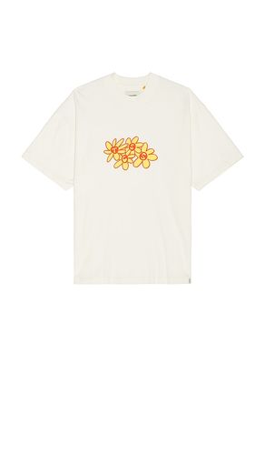 Crazed Tee in White. - size L (also in M, S) - Critical Slide - Modalova