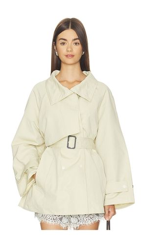 Short Length Belted Trench Coat in - Cubic London - Modalova