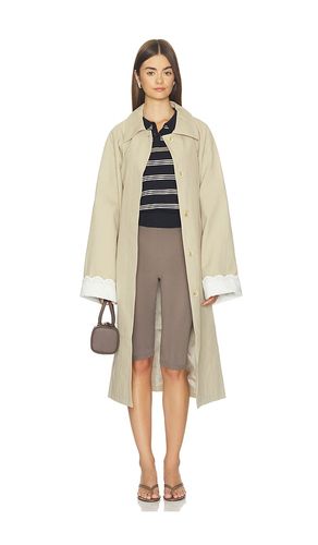 Cubic London Trench Coat in Beige - Cubic London - Modalova
