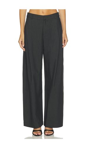 Wide-leg Tapered Tailored Trousers in . - size S (also in M, L) - Cubic London - Modalova