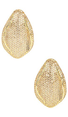 Erin Earring in Metallic Gold - Cult Gaia - Modalova