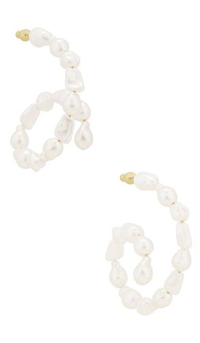 Cult Gaia Kiara Earring in Ivory - Cult Gaia - Modalova