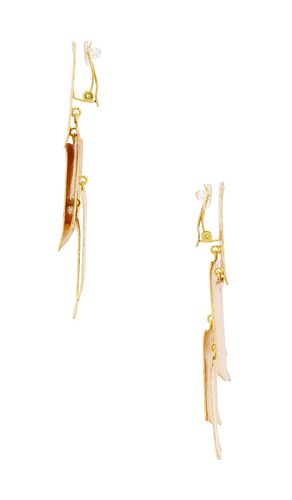 Brooklyn Earring in - Cult Gaia - Modalova