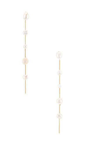 Atum Earring in Metallic Gold - Cult Gaia - Modalova