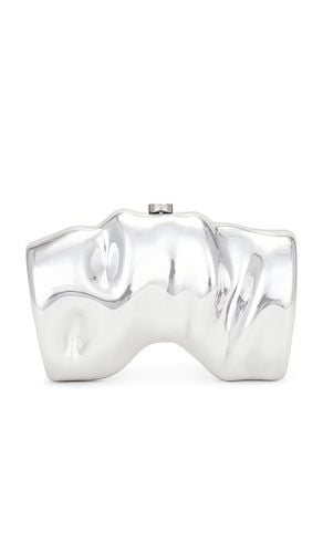 CLUTCH SCRUNCH in - Cult Gaia - Modalova