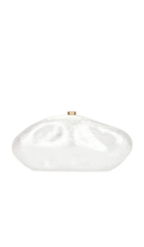 Cult Gaia CLUTCH CALDERA in White - Cult Gaia - Modalova