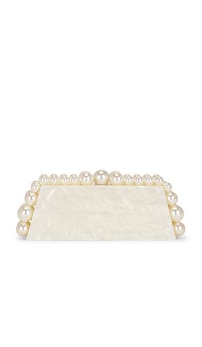 Cult Gaia CLUTCH LUNGO in Ivory - Cult Gaia - Modalova