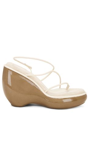 Denali Wedge in Cream. - size 37.5 (also in 38, 38.5, 39) - Cult Gaia - Modalova