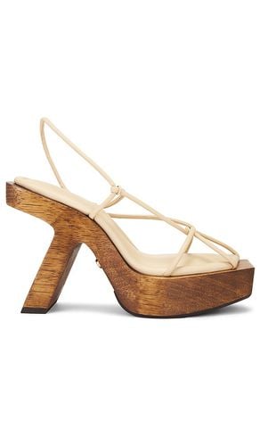 Bresha Platform Sandal in Tan. - size 37.5 (also in 38, 39.5) - Cult Gaia - Modalova