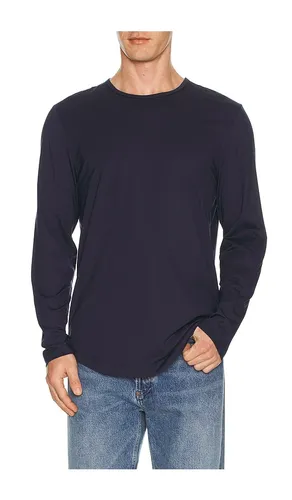 Ao Long Sleeve Curve Hem Tee in . Size S. Also in XL/1X - Cuts - Modalova
