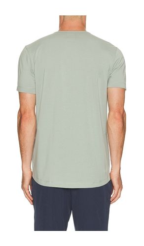 SHIRT CURVE HEM in . Größe S. Also in XL/1X, XXL/2X - Cuts - Modalova