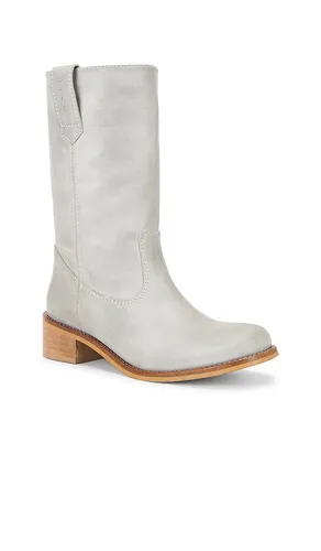 Julia Gaucho Boot in Neutral. - size 38 (also in 36, 37, 39, 40, 41) - Dico Copenhagen - Modalova