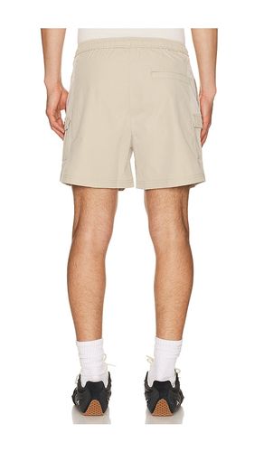 The Ripstop Cargo Short in . Size L. Also in M - Devereux Golf - Modalova
