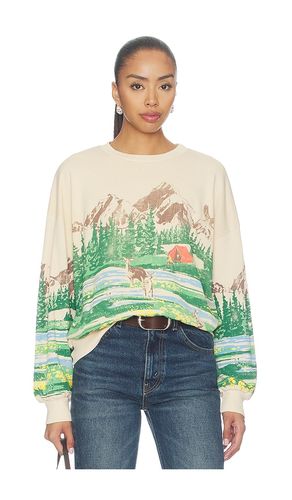 SWEATSHIRT CAMPSITE SCENE OVERSIZED CREW in . Größe L. Also in M, S, XL, XS - DAYDREAMER - Modalova