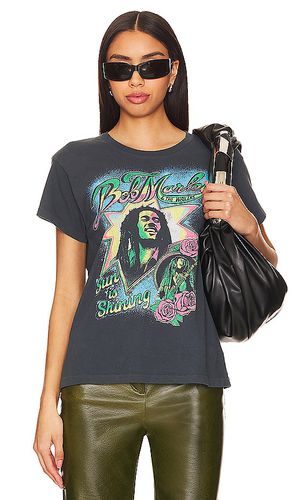 Bob marley and the wailers sun is shining tee in color black size L in - Black. Size L (also in S, XS) - DAYDREAMER - Modalova