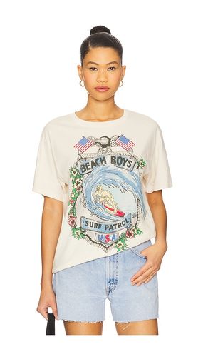 Beach Boys Surf Patrol Boyfriend Tee in Cream. - size M (also in S, XS) - DAYDREAMER - Modalova