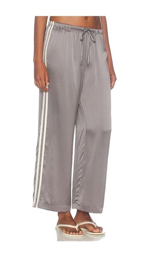 The Silk Stripe Crop Pant in Grey. - size L (also in M, S, XS, XXS) - DONNI. - Modalova